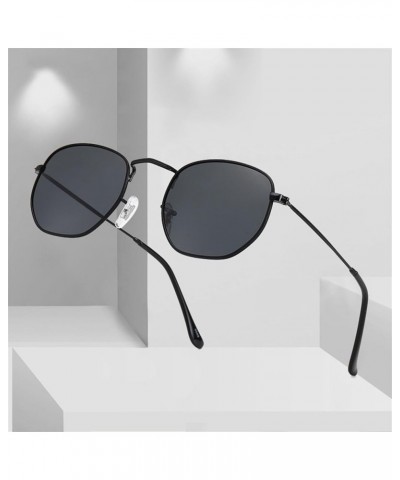 Metal Retro Fashion Round Frame Men's Outdoor Sunglasses Gift B $12.71 Designer